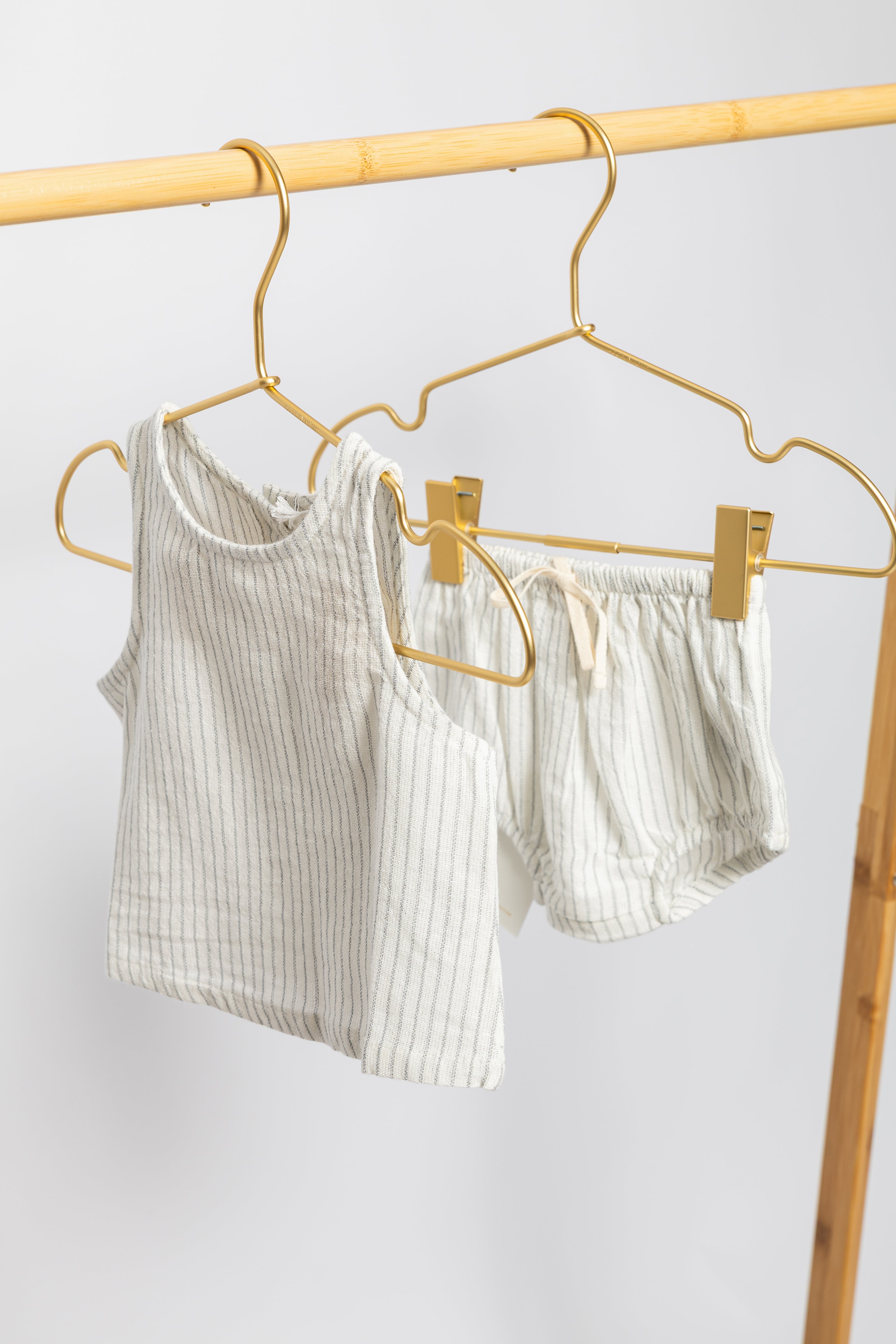 Organic Cotton Winslow Top + Gabriel Bloomer